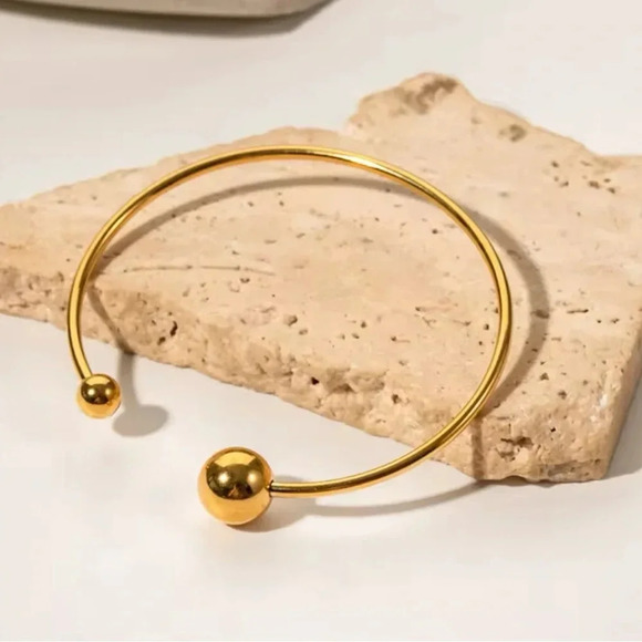 Florence Ball 18K Gold Stainless Steel Waterproof Bangle Bracelet - Picture 1 of 15